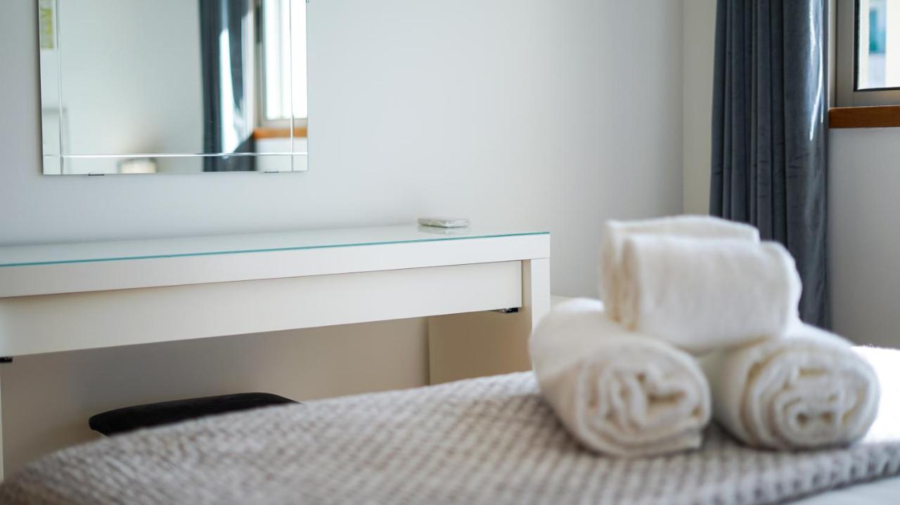 Terrace Apartment By Stay-Ici, Algarve Holiday Rental Appartement