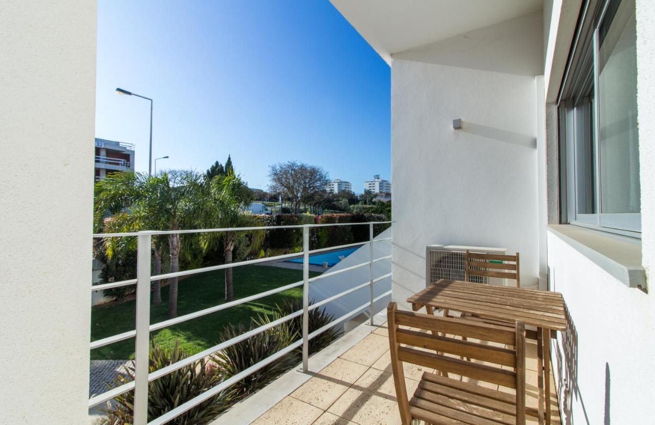 Terrace Apartment By Stay-Ici, Algarve Holiday Rental Appartement
