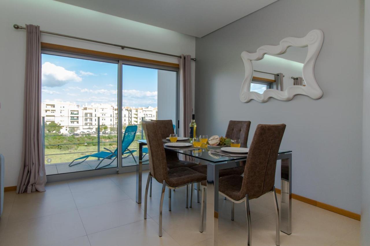 Terrace Apartment By Stay-Ici, Algarve Holiday Rental Appartement Albufeira